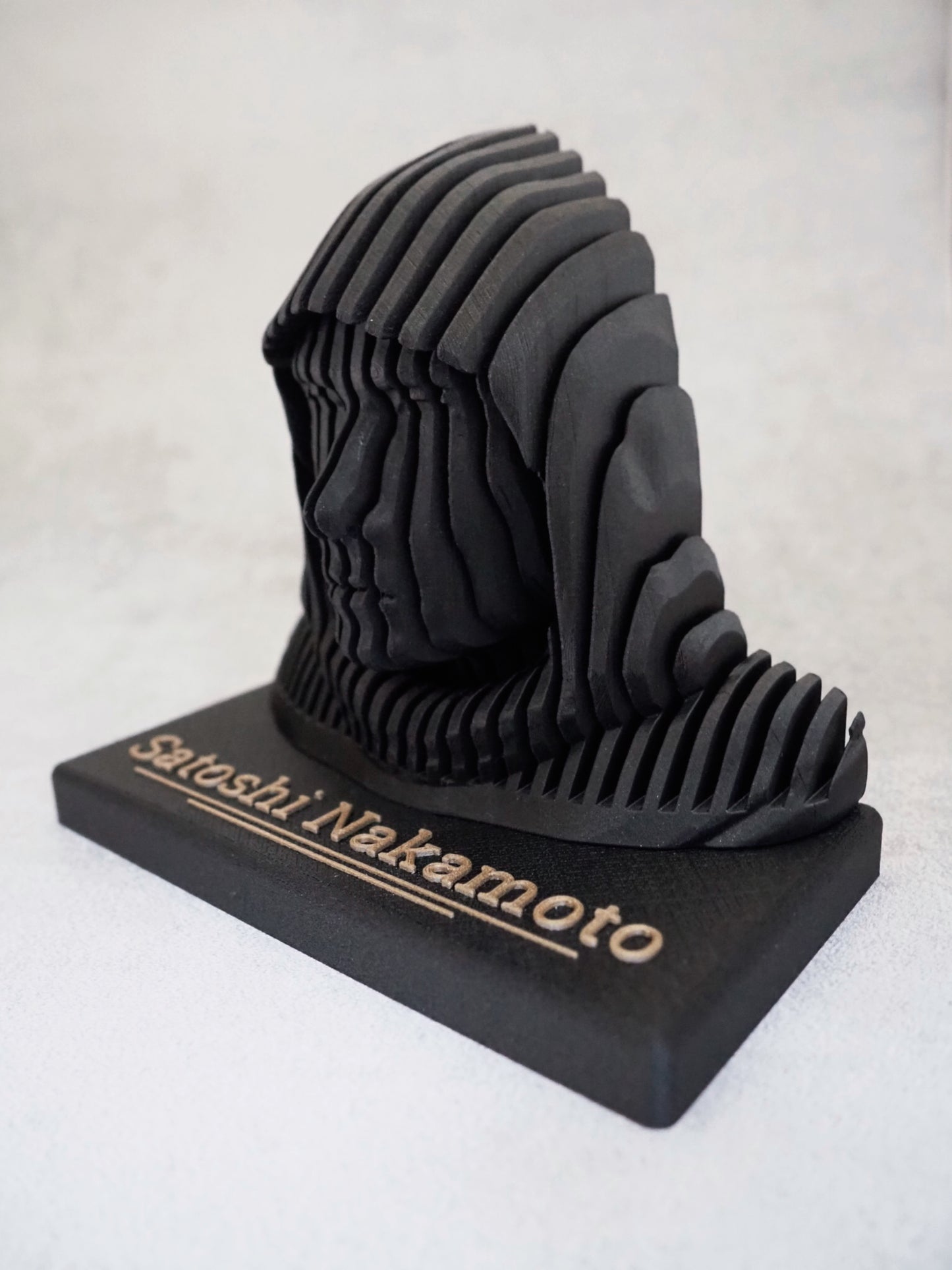 Satoshi Nakamoto Mid - Statue