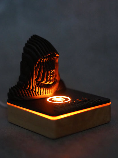 Satoshi Nakamoto RGB LED - Holz Statue quadratisch