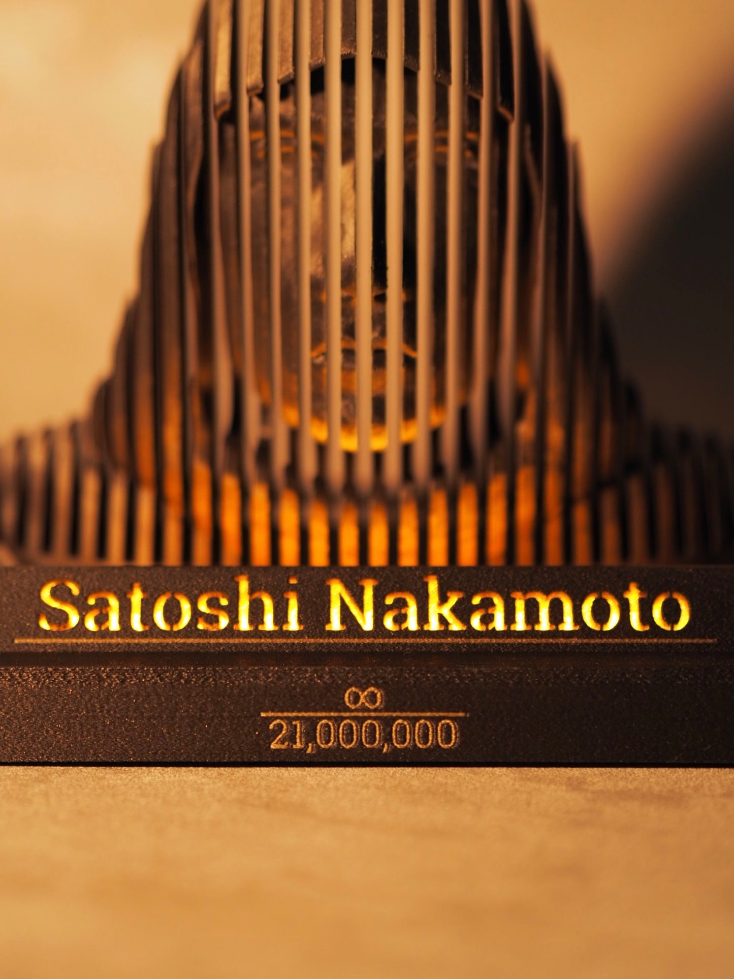 Satoshi Nakamoto LED - Statue