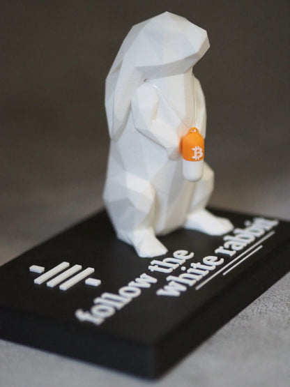 White rabbit - Statue