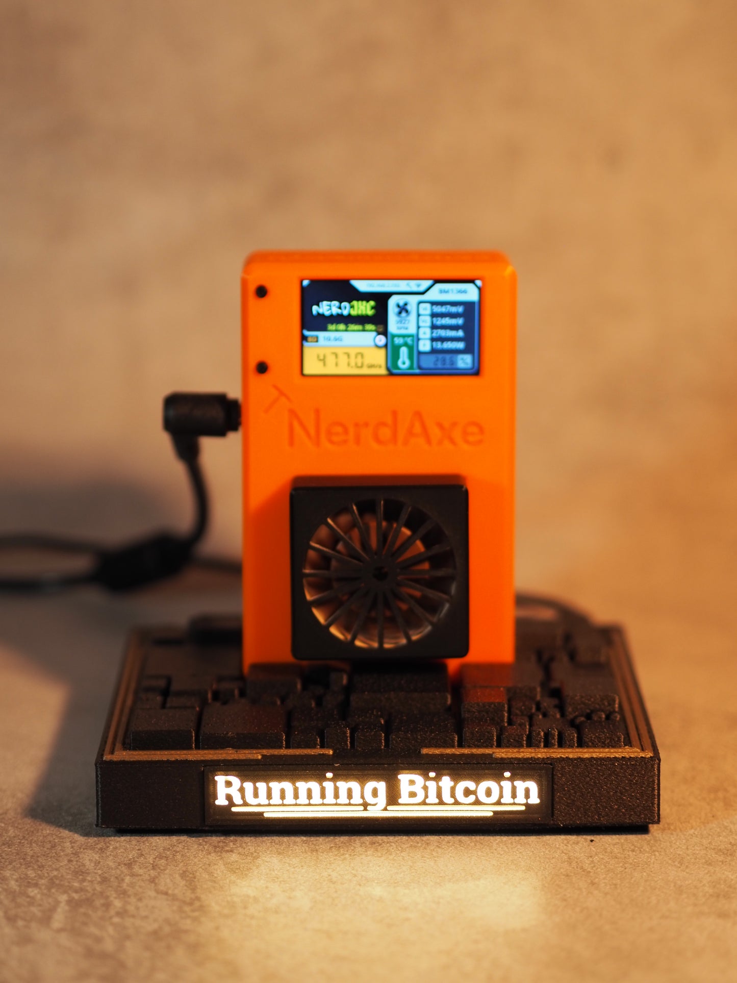 Base „Running Bitcoin“ LED - Nerdaxe Edition